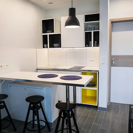 Nikolas Apartament